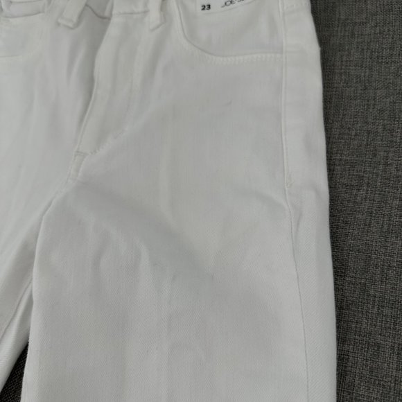 Joes Flawless High Waisted Jeans White Curvy Bootcut Waist 23" Flattering Sexy - Picture 14 of 16